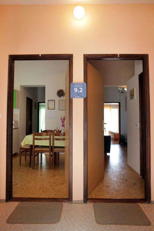 Apartments Irena Trogir Exterior photo