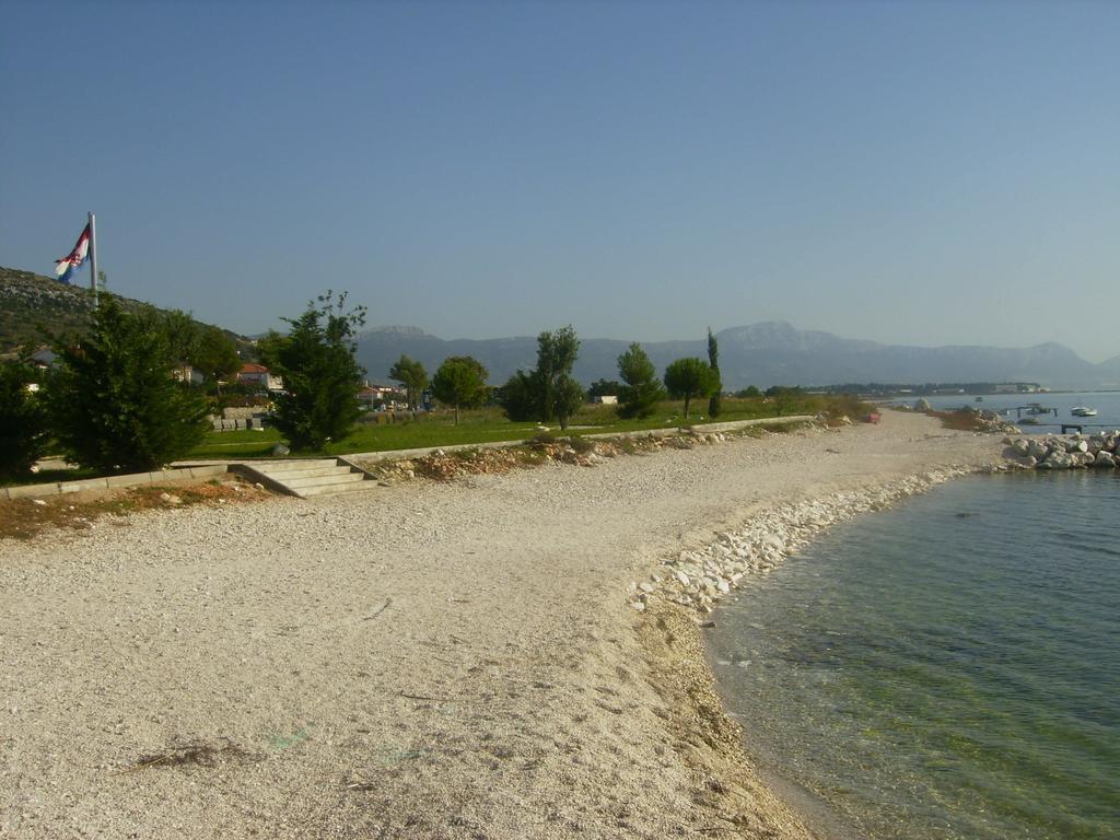 Apartments Irena Trogir Exterior photo