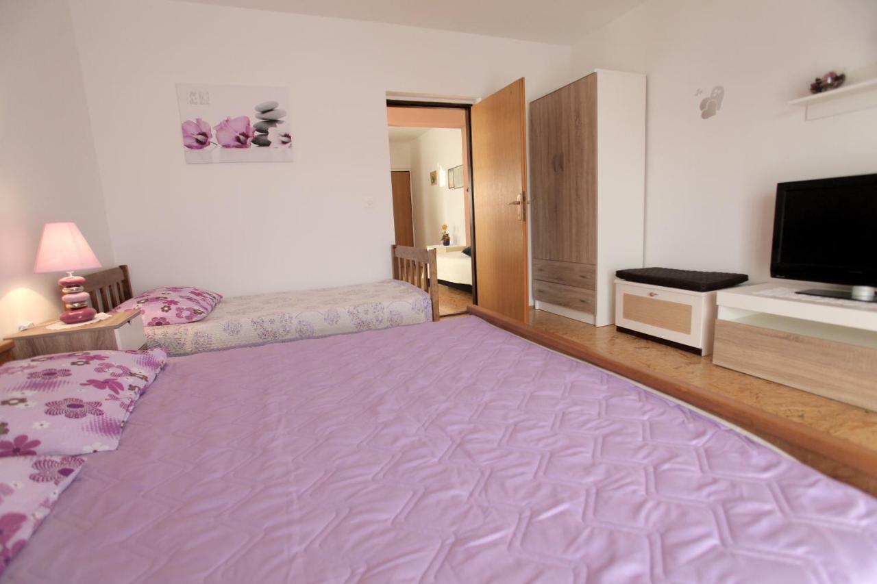 Apartments Irena Trogir Exterior photo